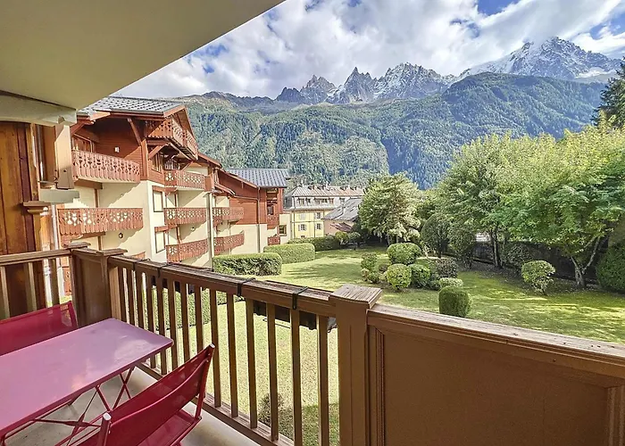 : 3 Pièces, 6 Pers, Parking, Balcon - Fr-1-507-81 *