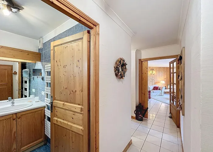 : 3 Pieces, 6 Pers, Parking, Balcon - Fr-1-507-81 Chamonix